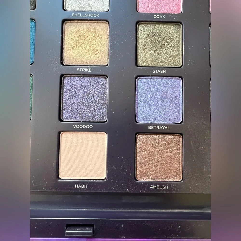 Urban Decay Vice 2 Discontinued Palette Colorful Pressed Eyeshadows